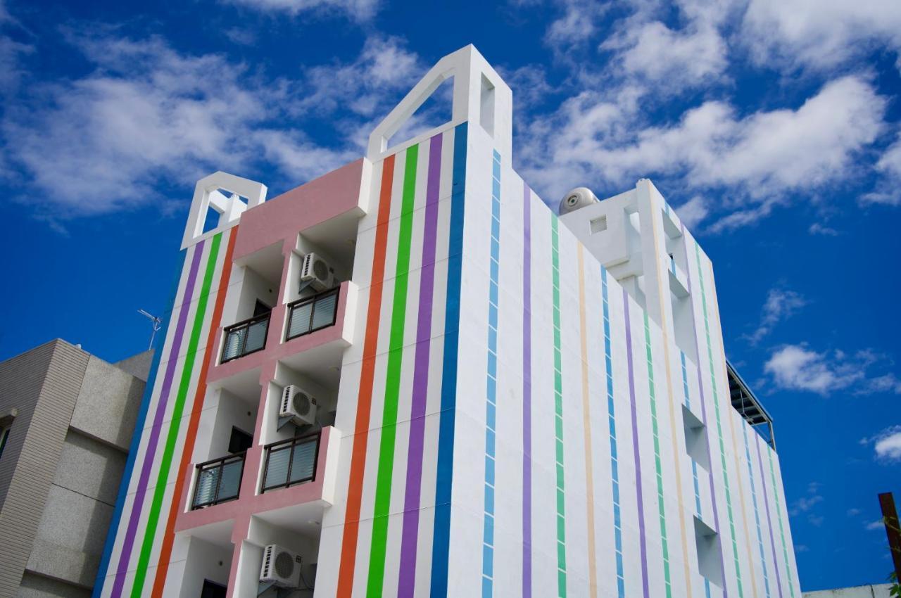 麥空間文創旅店 it's Mine Hostel（電梯文旅） T'ai-tung Exterior foto